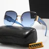 5696 Gafas de sol de diseñador Clásico Moda avanzada Gradiente Elemento negro Sombrilla popular y gafas de protección UV para hombres y mujeres 6 colores Medio marco Marco completo