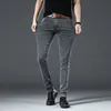 メンズジーンズブランド服メンズジーンズグレー伸縮性スリムスキニービジネスカジュアルクラシック版タイプ快適な男性デニムパンツ230710