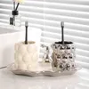 Tandborstehållare Luxury Ceramic Mug Set ett par koppar Älskare Tvätta hushållens tandborste Cylinder Cup Badrum 230710