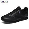 Klänning Skor Vita skor Kvinna Tenis Feminino Mode Lyxmärke Andas Kvinnor Fritidsskor Walking Sneakers Kvinnor Sneakers Korg Femme 230710