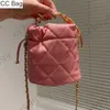 CC Bag 2023 Early Spring Mini Bucket Bags Caviar Calfskin Quilted Badge Chain Handle Totes Hardware Crossbody Mynt Purse Designer Girls Luxury Handväskor Plånböcker 13x