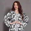 Abbigliamento etnico Dubai Luxury Islamic Puff Sleeve Women Abito musulmano Flores bianco e nero stampato lungo Jalabiya Abaya Femme Musulman