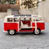 Самолет Modle 1 24 Volkswagen T1 автобусный сплав автомобиль Car Die Cast Model Sound и Light Kids Solutibles 230710