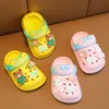 Tofflor Sommar Pojkar och Flickor Hem Tofflor Söta Barn Hål Skor Andas Barn Strandsandaler Mjuk botten Baby Slides Småbarn 230710