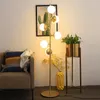 Lampy podłogowe Led Decor Lights Lampka nocna na biurko Nordic Loft Złoty Metal Sofa do salonu Stojąca El Sypialnia Oświetlenie