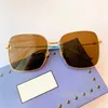 2023 High Quality Ni Ni's Same Style Glasses New Box Little Bee Women and Men's Fashion Sunglasses gg0443