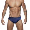 Costumi da bagno da uomo Estate Slip da bagno brillanti da uomo Bikini sexy Vita bassa Costumi da bagno glitterati Moda maschile Nylon Luminoso Sport Spiaggia Surf