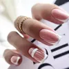 Unhas Postiças Moda Feminina Cobertura Completa Imprensa em Pontas de Unhas Falsas Comprimento Médio Cabeça Quadrada Ferramenta de Manicure Francesa Destacável