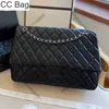 CC Bag Vintage Jumbo Flap Quilted Airport Bags Black Genuine Leather Lager Capacity Designer Handbags Purse Silver Metal Hardware Multi Pochette Carteiras Sacoche 35