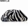 Kvällsväskor SMOOZA 2023 Fashion Day Clutch Dumpling Bag Zebra Holographic Clip Purse Dam Veckade väskor och handväskor Lyxdesigner 230711