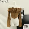 Damblusar Gagaok 2023 Summer Sexy Ruffle Edge Off Shoulder Skjorta för solid design Långärmad kort topp