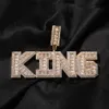 Colares com Pingente THE BLING KING Personalizado Bold Baguettecz Letras Pingente Iced Out Brilho Quadrado Zircônia Cúbica Colar com Nome Hiphop Rapper Jóias 230710