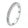 Los anillos de boda simulan el arreglo del anillo final de la multitud pequeña joyería simple del diseño 230710