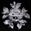 Wysokiej jakości moda Sier Splated Biżuteria Eleganckie kryształowe kobiety Pearl Flower Brooch