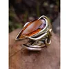 Anelli a grappolo Vintage creativi per le donne Teardrop Brown Stone Inlay Silver Color Finger Ring Party Vacation Jewelry Regalo di compleanno