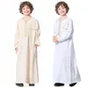 ブレザーの伝統的な子供ムスリム衣服中東abaya jubba thobe boy long dressムスリムローブエムーデレカフタンギフト