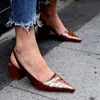 Sapato social bico fino bomba salto médio salto grosso sandálias verão vintage mulher senhora feminino chinelos 230711