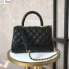 Сумка CC Black Classic Classic Bag Sack с тисненой ручкой для ремня теленка Кожа и золотой тональный тона