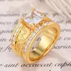 Huitan Luxury Princess Square Cubic Zirconia Women Wedding Ring Colore argento/Colore oro Motivo intagliato Gioielli fatti a mano creativi