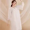 Vêtements de nuit pour femmes à manches longues chemise de nuit Royal doux belle princesse Hanfu pyjamas grande taille peut porter des vêtements à la maison