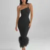 Casual Jurken Cutistation Faux Feather Zoom Avondjurk Voor Vrouwen Enkele Band Sexy Elegante Bodycon Maxi Kwasten Groene Luxe Kleding