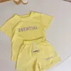 Детская дизайнерская одежда для мальчиков сетает летняя модная шорт шорт для футболки детская наряды детская детская повседневная одежда