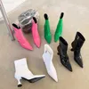 Stiefel 2022 neue Marke Frauen Mode spitze Lackleder Candy Farbe Set Füße einfarbig Mittelstiefel Stiletto Motorradstiefel L230711