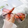 Okulary przeciwsłoneczne luksusowe Rhinestone Bling diamentowe modne okulary przeciwsłoneczne kocie oko damskie 2023 marka Desinger Vintage okulary przeciwsłoneczne Gradiend różowe odcienie