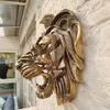 Raro ritrovamento Grande testa di leone fissata al muro Arte Scultura in resina dorata Testa di leone Arte Parete Arredamento di lusso Cucina Parete Camera da letto dropshippin L230711