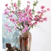 Dekorative Blumen 1PC Kirschblüte Kunstseide für DIY Home Blumenarrangement Zweigmaterial Festival Store Dekoration Pflanzen