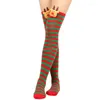 Femmes chaussettes rayées longues mignonnes wapitis en peluche sur les cuisses de cuisses de cuisses hautes pour les costumes de fête de cosplay de Noël accessoire