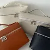 Pochette supplémentaire pour femme l19 Designers de luxe loro piana sacs à cosmétiques pochette en cuir véritable bandoulière mini bagage sac hommes sacs à main fourre-tout coffre épaule maquillage sac