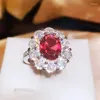 Cluster Rings Srebro 925 Delikatny kolor CZ Owalny imitacja diamentu o wysokiej zawartości węgla Dla kobiet Wedding Party Jewelry