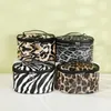 Kosmetiska väskor Mode Vintage leopardtryck Handväskor för kvinnor Researrangör Tvättväska Förvaring Sminkpåsar Liten kvinna toalettväska