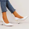 Chaussures Habillées Texturées Bout Pointu Stiletto Femmes Pompes Classique Simple Bouche Peu Profonde Travail De Bureau Blanc Fête De Mariage Plus La Taille 41 230710