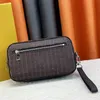 Bärbar handväska för män av hög kvalitet Läderpräglad väska Vintage presbyopiaväska Multifunktionell plånbok Kortväska #41663 Temperamentväska