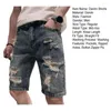 Jeans Masculino Shorts Jeans Masculino Verão Buracos Rasgados Curto Bolsos de cintura Média Botão com Zíper Perna Reta Altura do Joelho