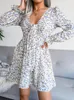 Robes Décontractées Noeud Mousseline Robe Florale Col V Manches Longues Vintage Bleu Été Pour Femme Flare Blanc Longueur Genou Dans