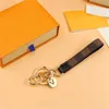 Dragonne Designer Keyring Cowhide Leather Luxury Keychain for Mens Formaly Occessusisusions