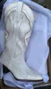 Boots Bonjomarisa Белый ковбойский вестерн -высокий кожный дизайн коленый дизайн коренастый каблук.