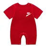 Pamuklu yenidoğan 0-24m bebek marka bodysuits infantil yaz gövdesi yürümeye başlayan jumper sleepsuit muslin onesies büyümek siyah tulum