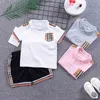 Conjunto de roupas de verão para meninos de 0 a 5 anos 2023 nova moda casual camiseta e calça de desenho animado ativo para crianças roupas para bebês