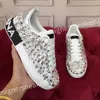 2023 ny topp Hot Designer Trainer Skate Skor Mode Sneakers Kvinnor Män Sportskor Chaussures Casual Klassisk Sneaker Kvinna hc210819