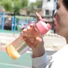 Botella de agua deportiva de 650ML, coctelera portátil a prueba de fugas, botella de bebida para gimnasio con tapa y pajita, taza para coche, vasos para la escuela