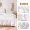 Set di biancheria da letto Set da sposa Copripiumino ritagliato con federa NO SHEET Letto trapuntato chic bianco Queen 23 pezzi Boho Home Textile 230711