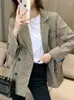 Garnitury damskie Plaid Blazer Płaszcz Eleganckie Kobiece Lato Business Casual Luźna Kurtka Topy Moda Damska Koreański Płaszcz Ubrania