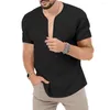 Fritidsskjortor för män Snygga badkläder Slim Fit T-shirt med V-ringad T-shirt för sommaren Pullover Topp i enfärgade Perfekta kläder för män