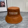 Chapeaux de seau en cuir pour homme femme créateur pêcheur pêcheur de mode Boater Mens Hiver Brown Sunhats Fedora Fedora Unisexe Casquettes décontractées