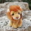 Bambole di peluche 7 "Giocattoli di peluche leone seduto realistico Simpatici animali selvatici dagli occhi grandi Leoni Peluche regalo Peluche per bambini 230711