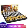 Jeux d'échecs Jeu d'échecs classique pliant médiéval avec échiquier 32 pièces d'échecs magnétiques dorés et argentés Jeux de voyage portables pour adultes Kid Toy 230711